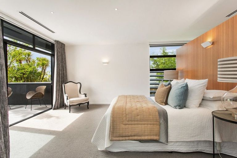 Photo of property in 91 Carlton Mill Road, Merivale, Christchurch, 8014