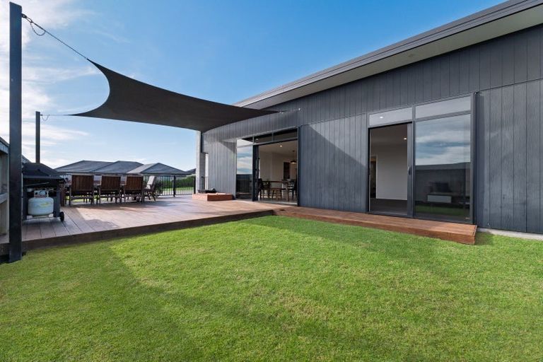 Photo of property in 8 Hillsborough Place, Te Puke, 3119