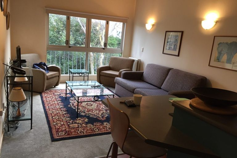 Photo of property in 11-41/54 Hill Street, Thorndon, Wellington, 6011