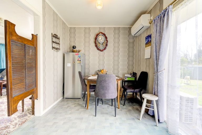 Photo of property in 15 Pryce Place, Silverdale, Hamilton, 3216