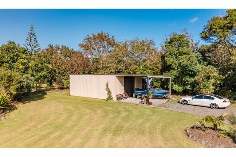 Photo of property in 1 Silkwood Lane, Kerikeri, 0230