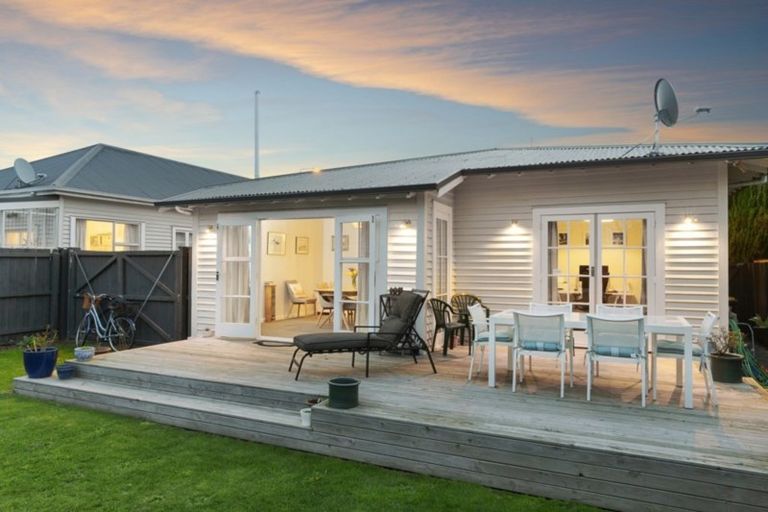 Photo of property in 158 Hills Road, Edgeware, Christchurch, 8013