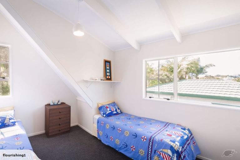 Photo of property in 46 Ferry Road, Arkles Bay, Whangaparaoa, 0932