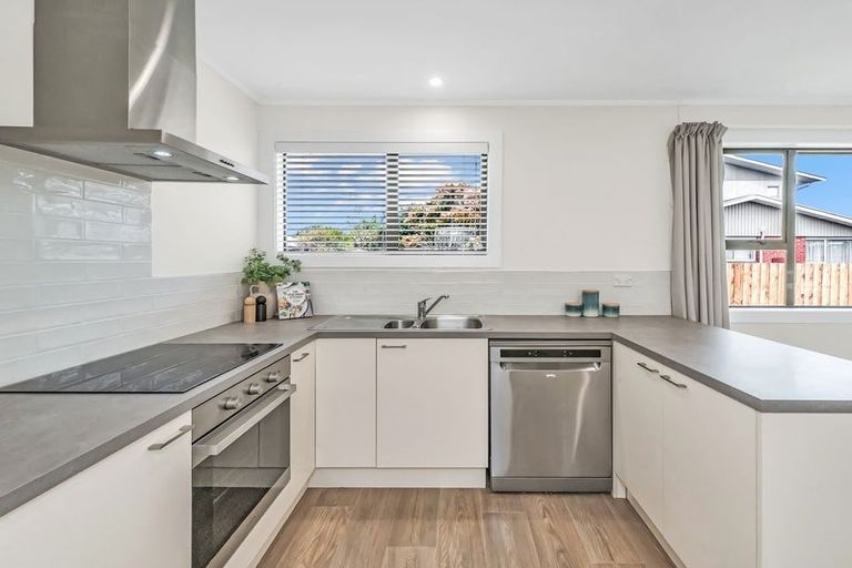 Photo of property in 3 Rosamund Place, Halswell, Christchurch, 8025