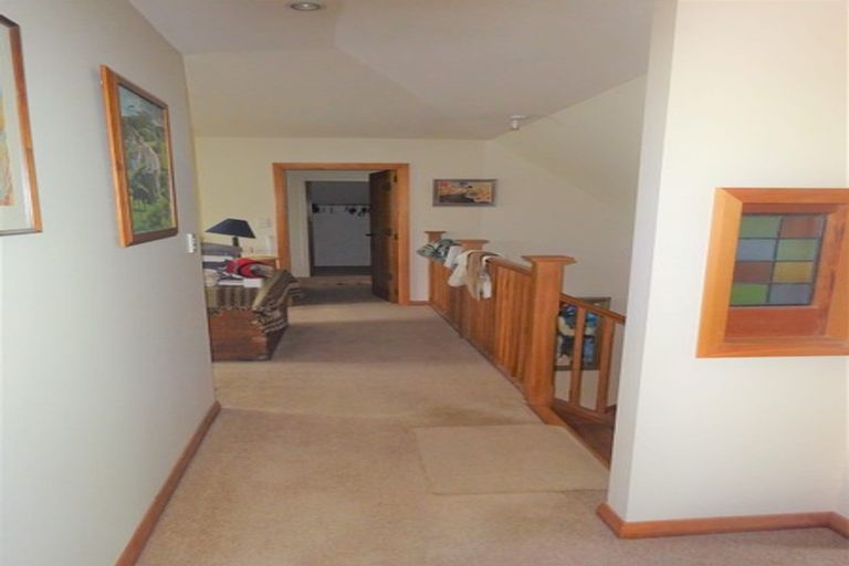 Photo of property in 39 Kirkwood Avenue, Upper Riccarton, Christchurch, 8041