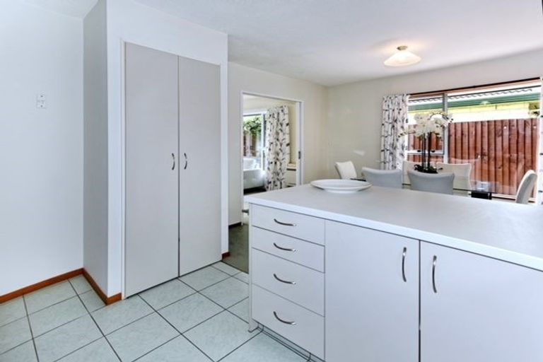 Photo of property in 2/18 Murmont Street, Bishopdale, Christchurch, 8053