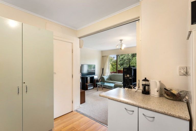 Photo of property in 1/153 Main Road, Tawa, Wellington, 5028