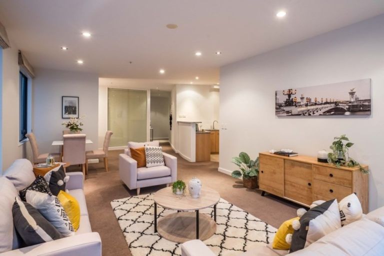 Photo of property in Kate Sheppard Apartments, 5j/42 Molesworth Street, Thorndon, Wellington, 6011