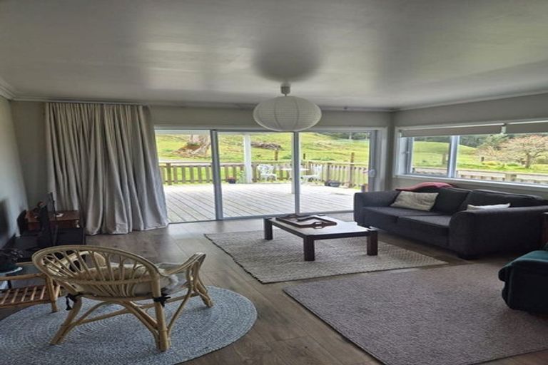 Photo of property in 137 Griffin Road, Maungaturoto, 0583