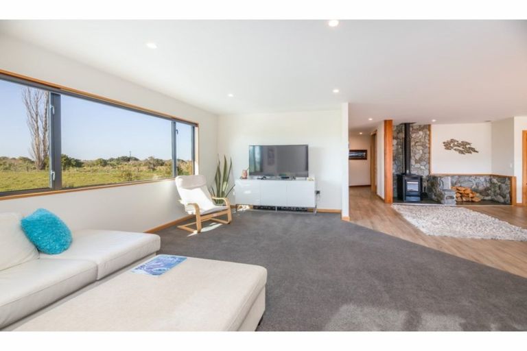 Photo of property in 60 Grierson Avenue, Amberley, 7481