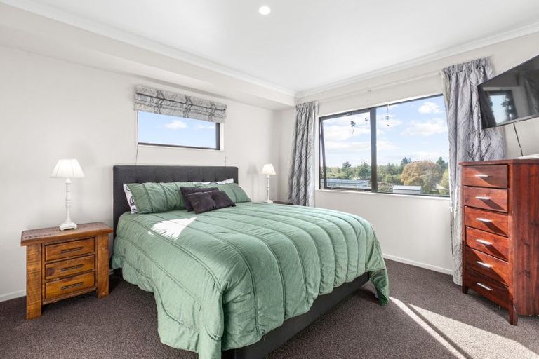 Photo of property in 1a Maulder Road, Waipawa, 4272