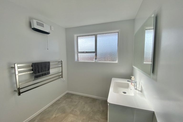 Photo of property in 7 Centennial Road, Fairfield, Dunedin, 9018