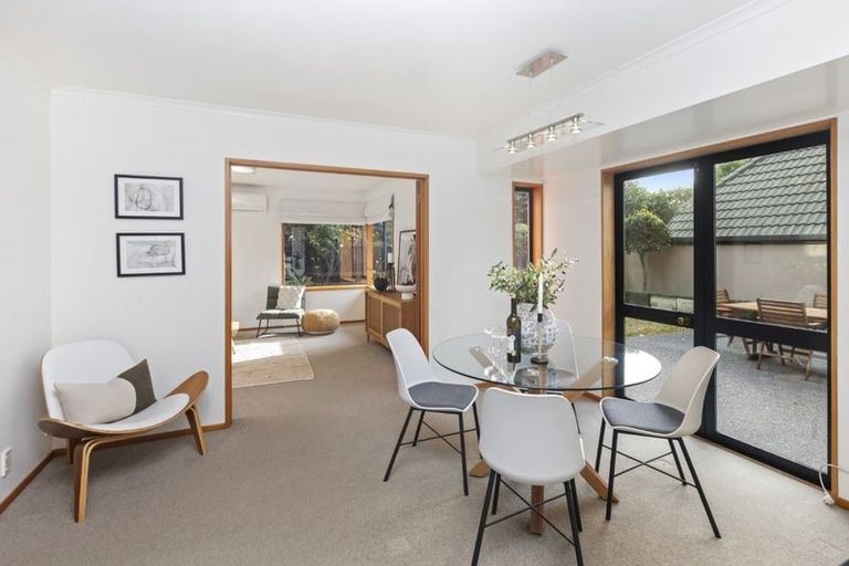 Photo of property in 2/77 Hinau Street, Riccarton, Christchurch, 8041