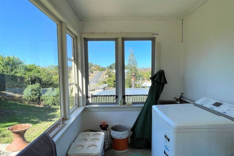 Photo of property in 8 Newarp Street, Balclutha, 9230