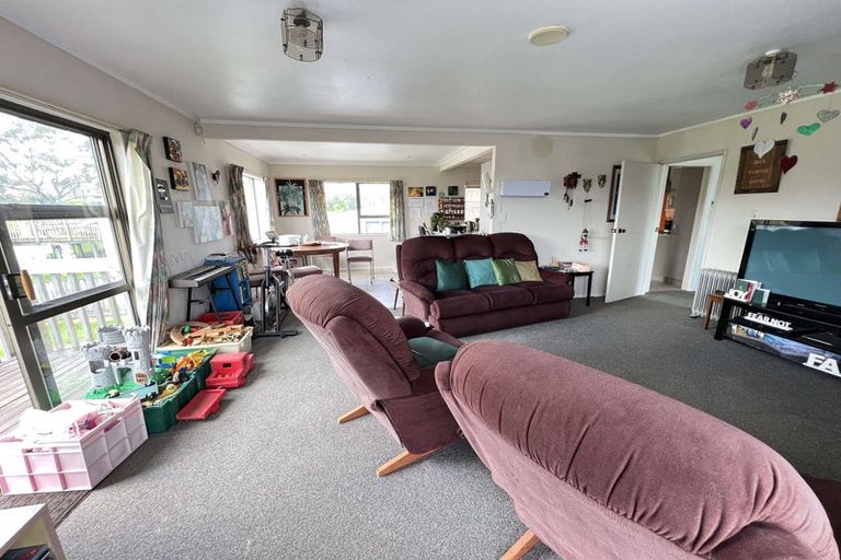 Photo of property in 31 Marendellas Drive, Bucklands Beach, Auckland, 2014