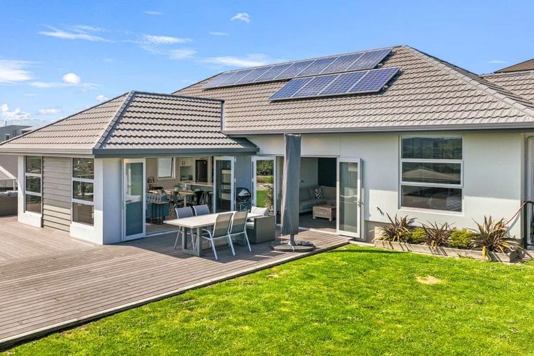 Photo of property in 26 Katania Heights, Brightwater, 7022