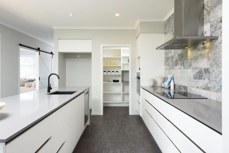 Photo of property in 58 Puhirake Crescent, Pyes Pa, Tauranga, 3112