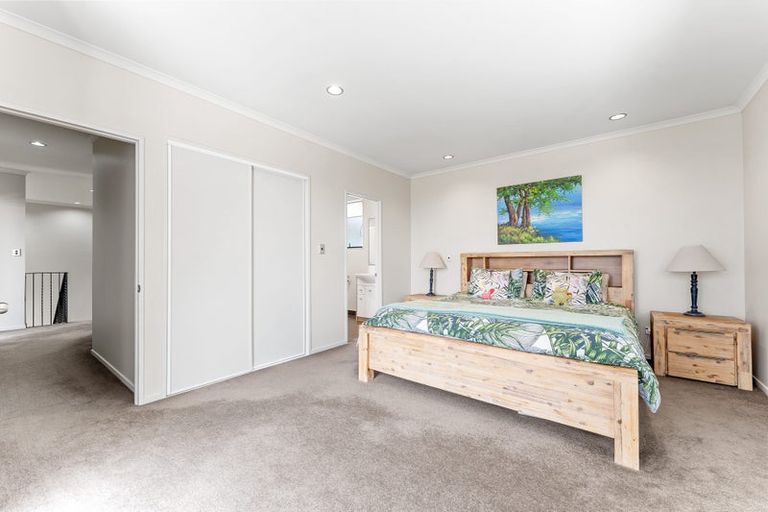 Photo of property in 107 Alec Craig Way, Gulf Harbour, Whangaparaoa, 0930