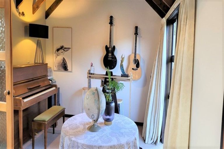 Photo of property in 3 Beauly Grove, Papakowhai, Porirua, 5024