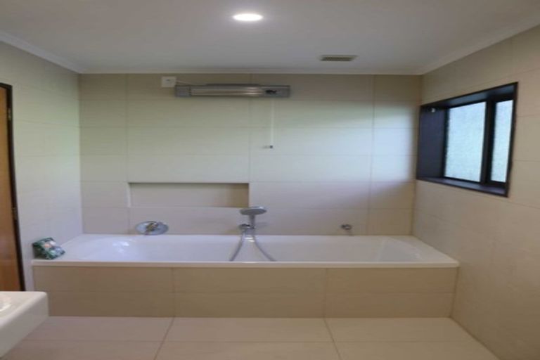 Photo of property in 7 Saint Aidans Way, Tawa, Wellington, 5028