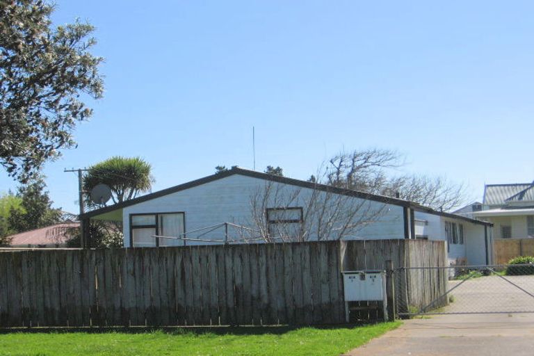 Photo of property in 41a-b Norbiton Road, Foxton, 4814