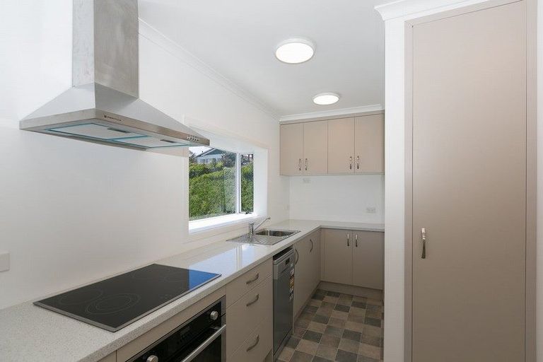 Photo of property in 6/422 Devon Street West, Lynmouth, New Plymouth, 4310