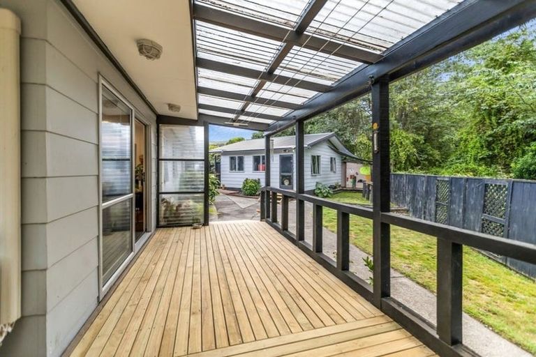 Photo of property in 28 Blomfield Street, Pukehangi, Rotorua, 3015