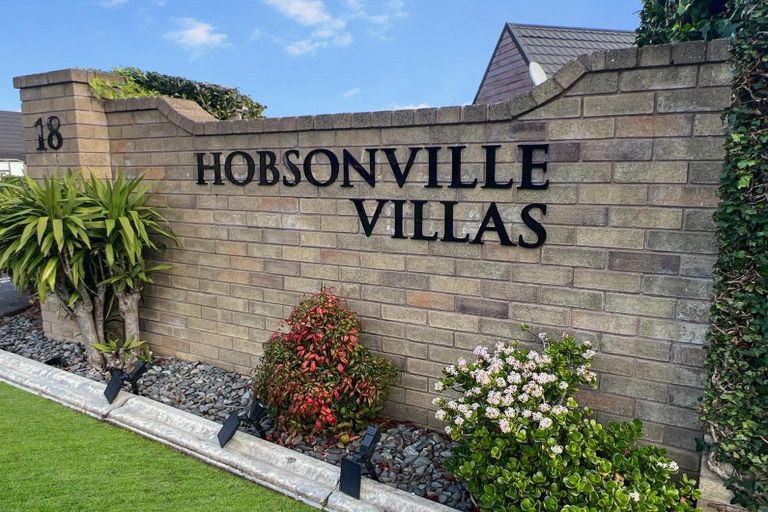 Photo of property in 6/18 Williams Road, Hobsonville, Auckland, 0618