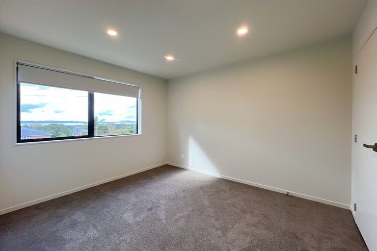Photo of property in 46b Tiroroa Avenue, Te Atatu South, Auckland, 0610