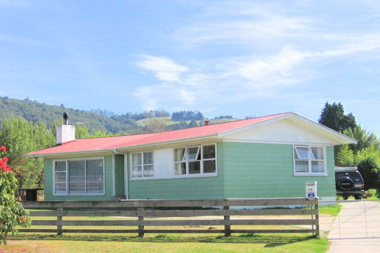 Photo of property in 24 Lisa Crescent, Mangakakahi, Rotorua, 3015