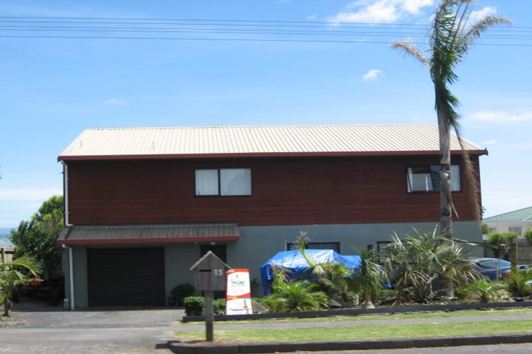 Photo of property in 13a Torkar Road, Clarks Beach, 2122