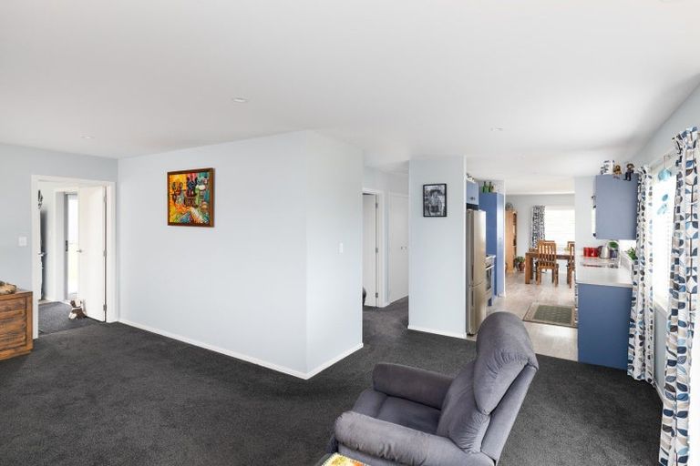 Photo of property in 43 Carrs Road, Urenui, 4377