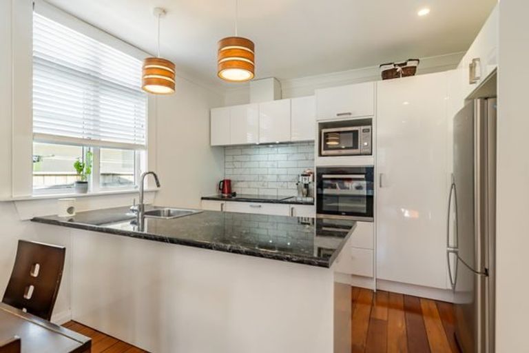 Photo of property in 27a Liverpool Street, Trentham, Upper Hutt, 5018