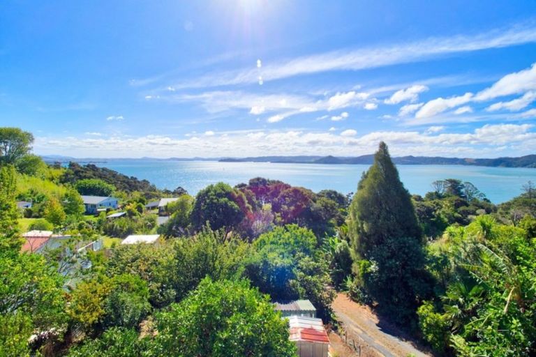 Photo of property in 54 Reotahi Road, Whangarei Heads, Whangarei, 0174