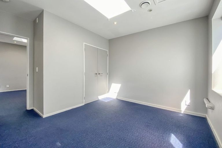 Photo of property in 5/35 Home Street, Mount Victoria, Wellington, 6011