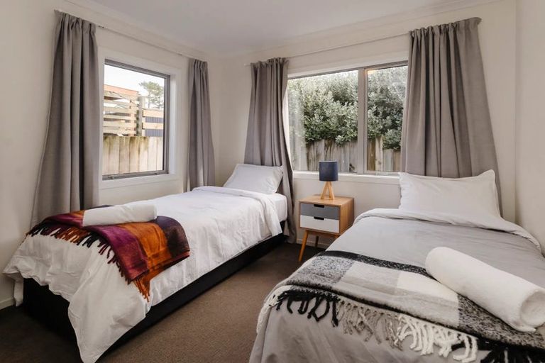 Photo of property in 88b Pioneer Road, Moturoa, New Plymouth, 4310