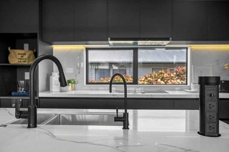 Photo of property in 5b Lomond Street, Takapuna, Auckland, 0622