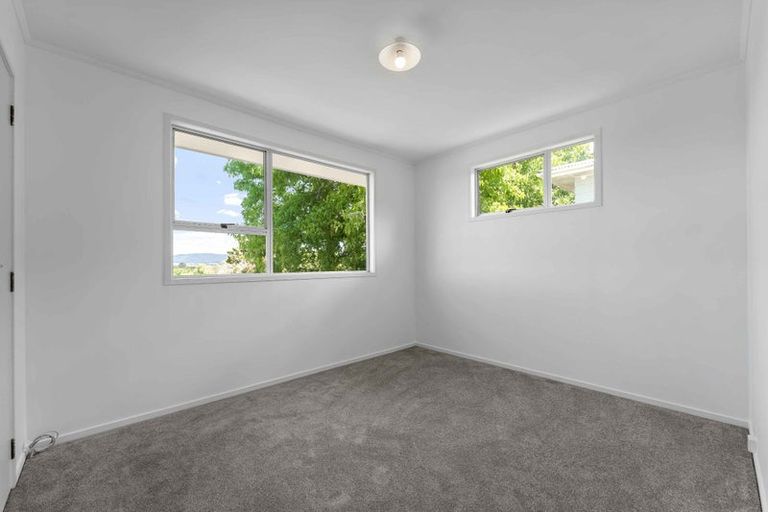 Photo of property in 38 Donovan Avenue, Massey, Auckland, 0614