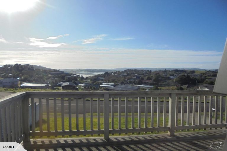 Photo of property in 15 Puka Place, Raglan, 3225