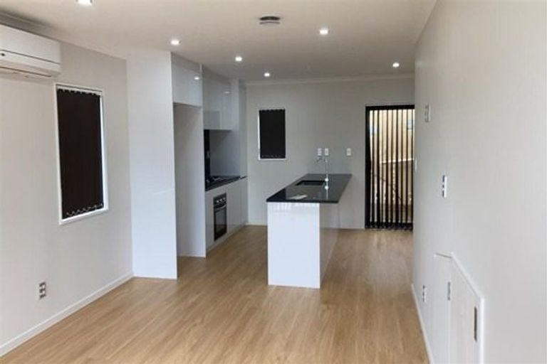 Photo of property in 1a Kendall Court, Wattle Downs, Auckland, 2103
