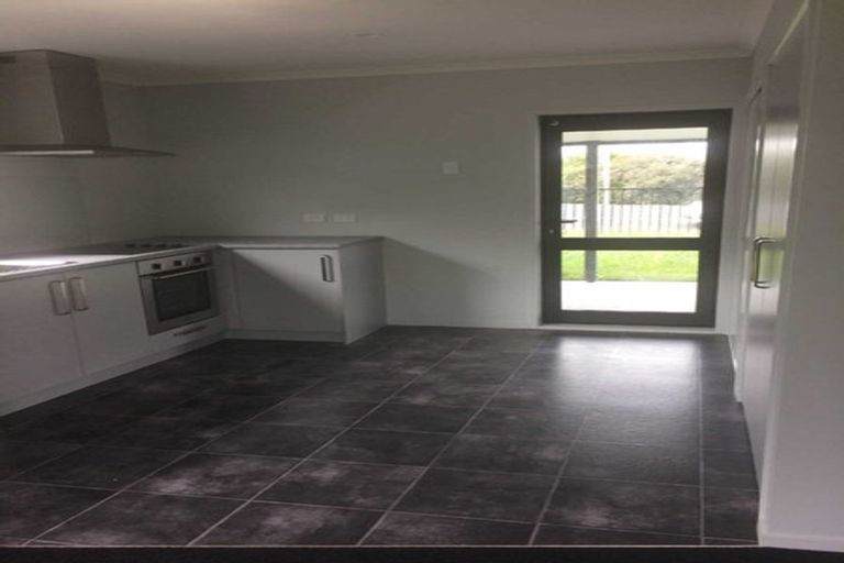 Photo of property in 238 Bridge Street, Eltham, 4322