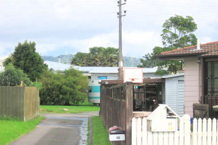 Photo of property in 20 Silverstone Place, Henderson, Auckland, 0612