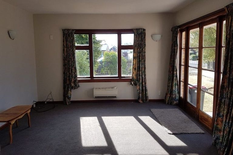 Photo of property in 40 Burwood Road, Burwood, Christchurch, 8083