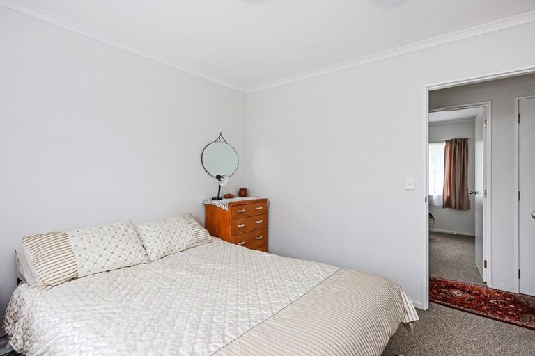 Photo of property in 11 Alderney Close, Taradale, Napier, 4112