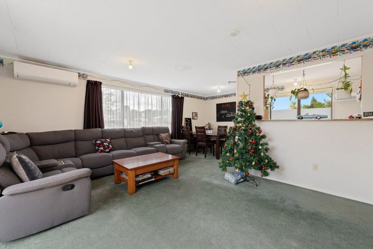 Photo of property in 15 Arthur Crescent, Hilltop, Taupo, 3330