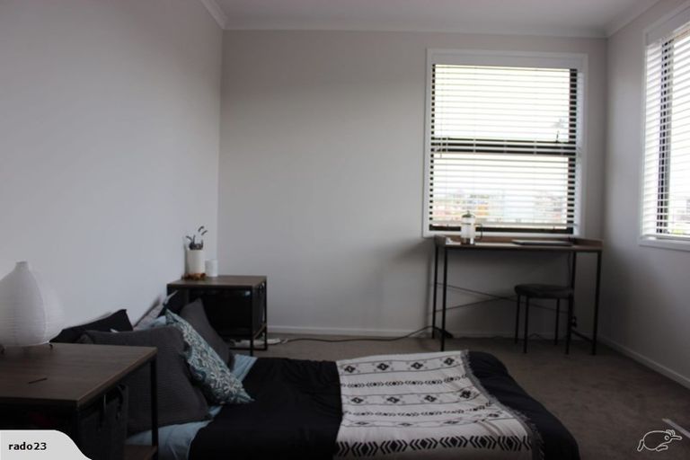 Photo of property in 2 Sidney Wallingford Way, Hobsonville, Auckland, 0616