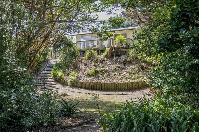 Photo of property in 8 Campion Road, Waikanae Beach, Waikanae, 5036