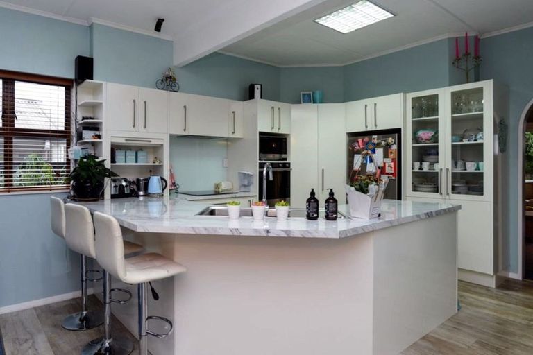 Photo of property in 1407 Caroline Road, Mayfair, Hastings, 4122