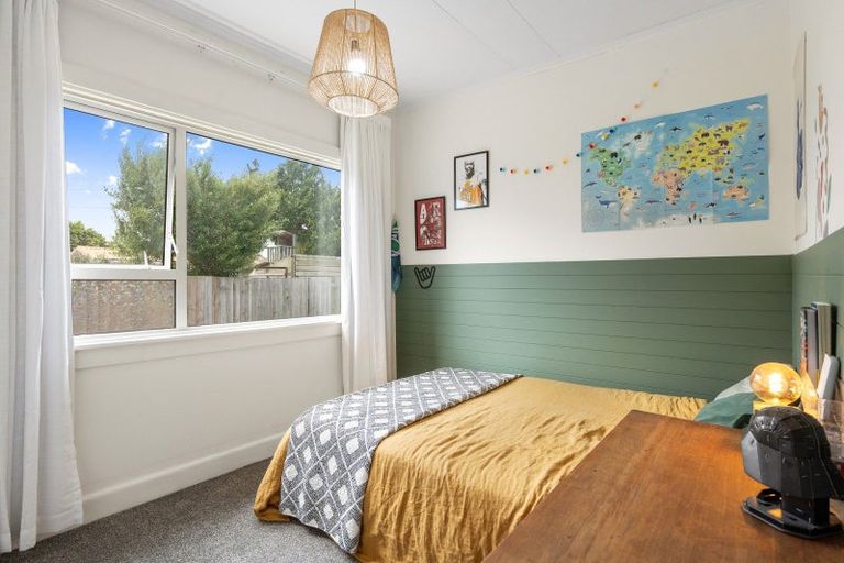 Photo of property in 10 Burwood Road, Burwood, Christchurch, 8083