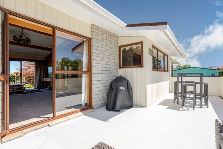 Photo of property in 3 Drummond Street, Dannevirke, 4930